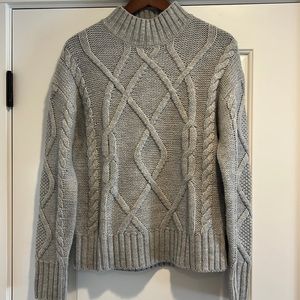 Gray GAP cable knit sweater, medium